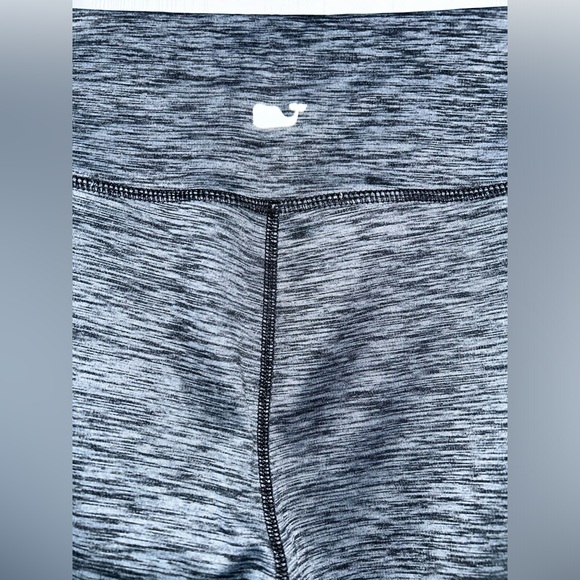 Vineyard Vines 🐳 Medium Performance Leggings-Tights-Fitted-Black&White Stripe - Picture 5 of 12